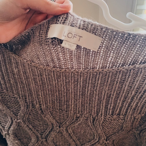 GRAY VINTAGE SWEATER// SIZE S// THE LOFT - Picture 2 of 2